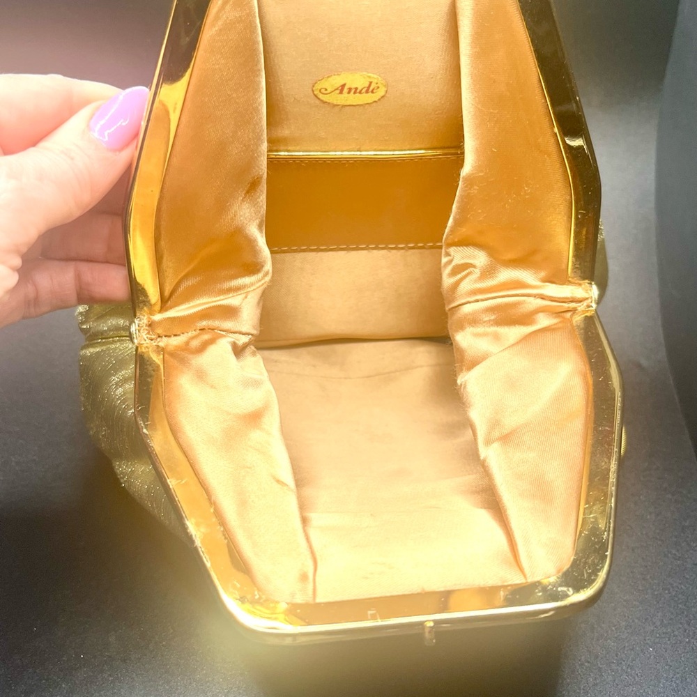 Vintage Andé gold evening bag kiss lock clutch chain strap 1950s 1960s glam - Picture 5 of 12
